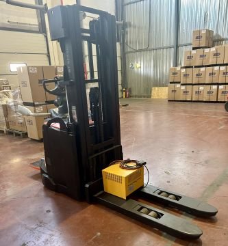 BT Levio SPE 200 Platformlu Elektrikli İstif Makinesi