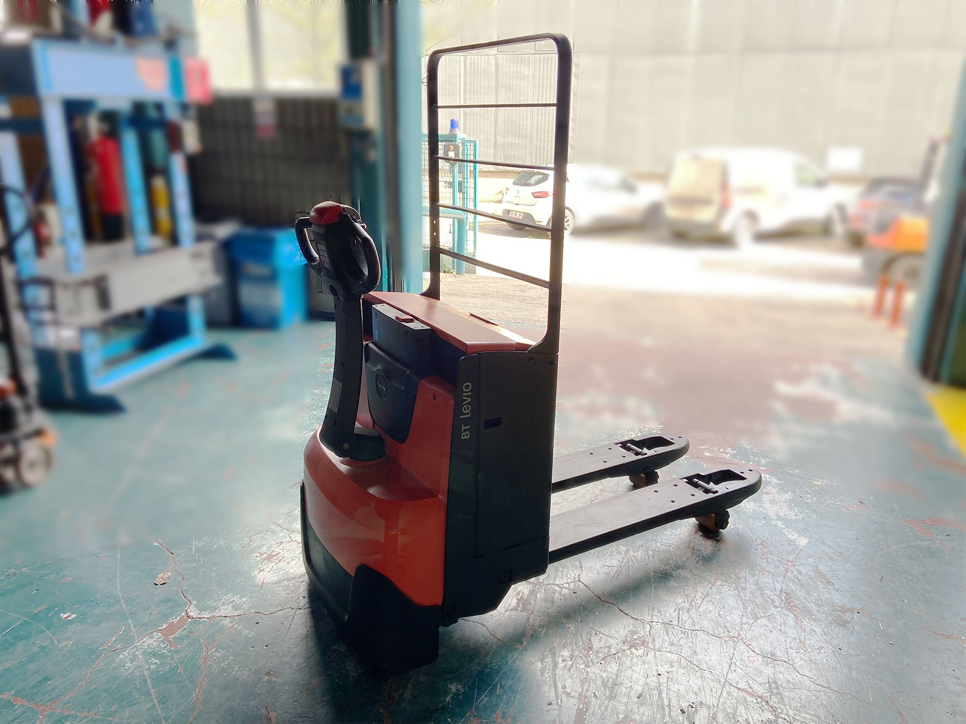 Toyota BT Levio 2t Elektrikli Transpalet LWE200